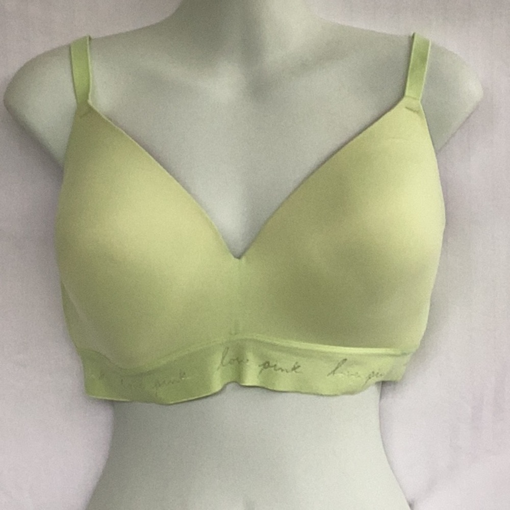 PINK Wear Everywhere Wireless Pushup Bra